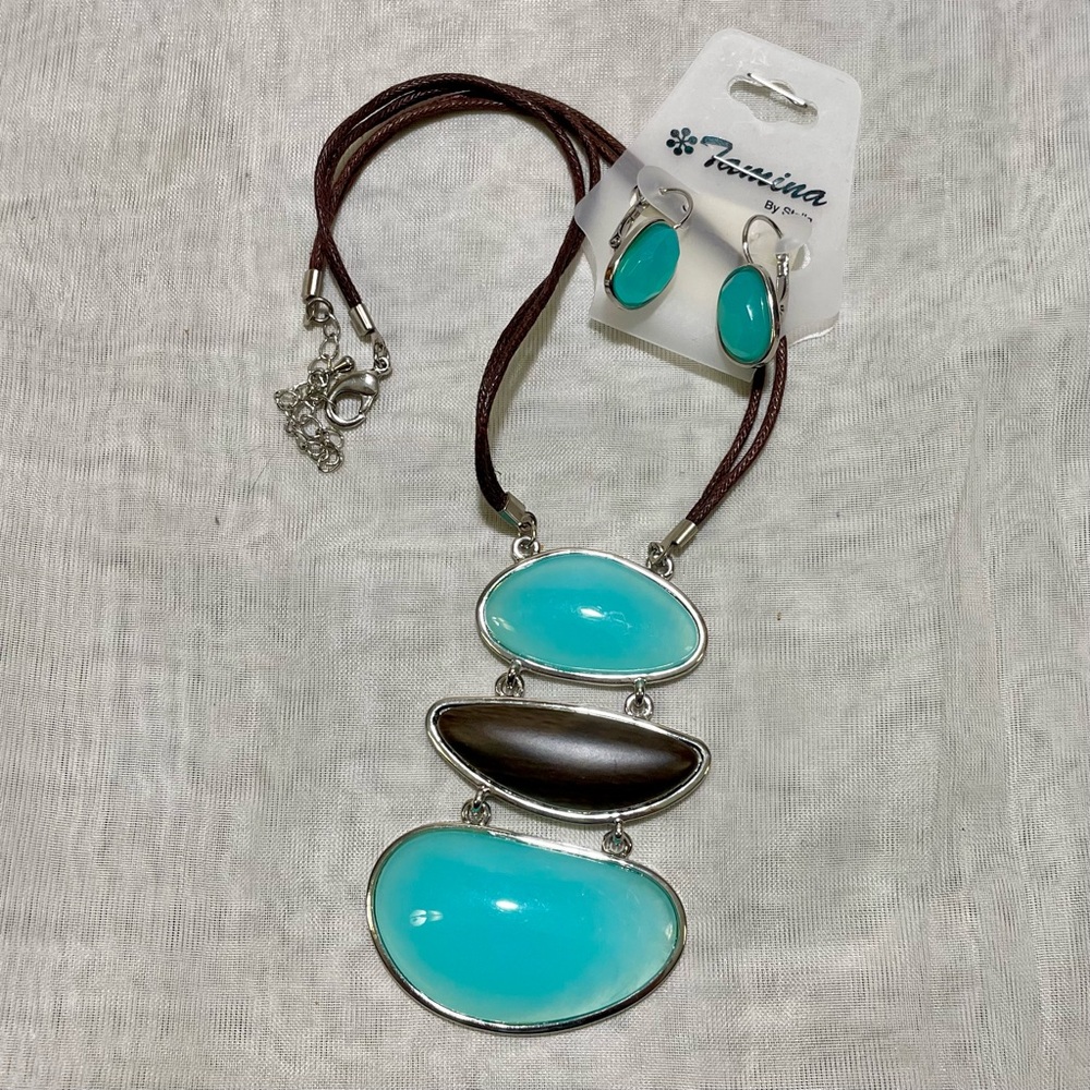 Tamina by Stella Aqua and Silver Necklace and Earrings Set, NWT